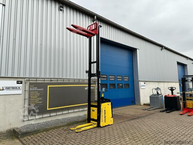 VS-21560 Elektrostapler Hyster S15S 3800mm NIEDRIGE STUNDEN HYSTER S15S