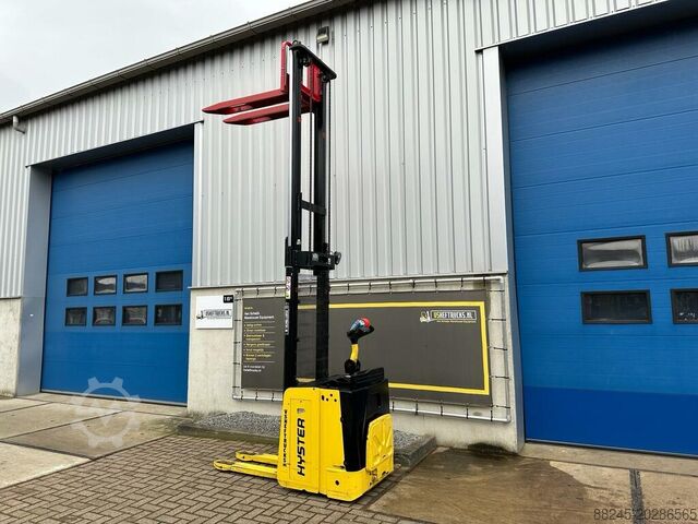 VS-21560 Electric stacker Hyster S15S 3800mm LOW HOURS HYSTER S15S