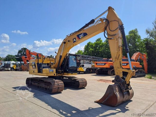 Raupenbagger CAT 320