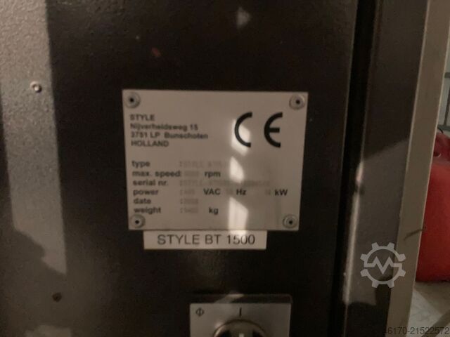 Vertikales Bearbeitungszentrum Style BT 1500