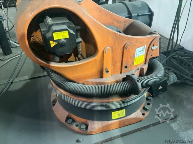 Industrieroboter KUKA KR210