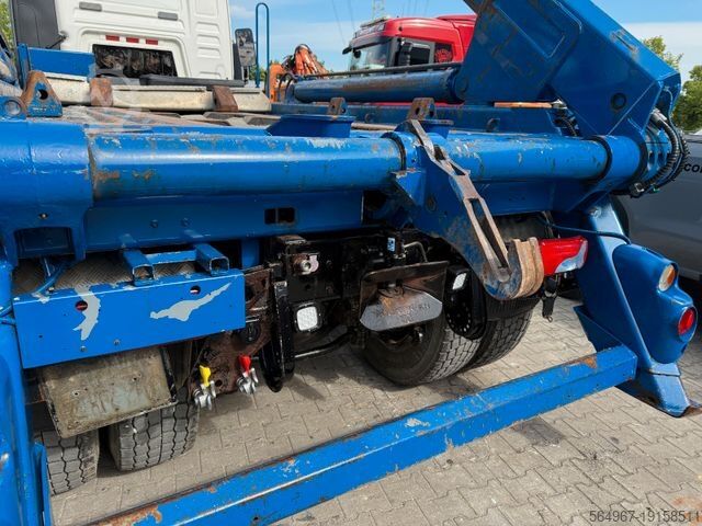 Skip truck MAN TGA 26.430 WECHSELSYSTEM Absetzer+SZM Retarder