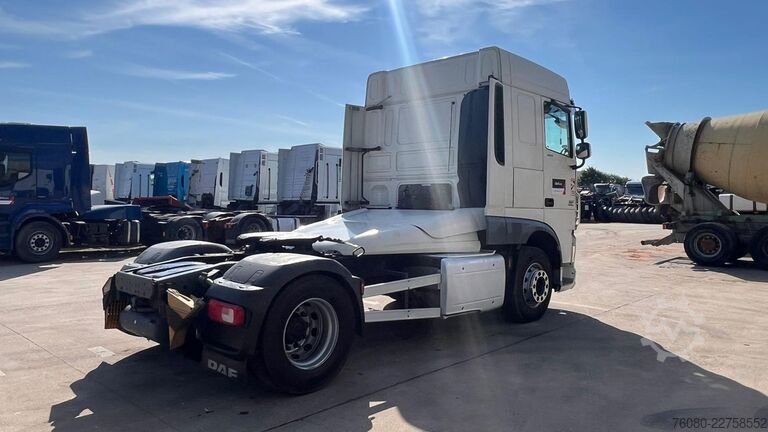 Standard tractor DAF XF 460 (PARFAIT ETAT / TRES PROPRE / CLEAN TRUC...