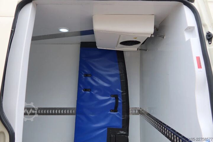 Refrigerated/freezer transport (delivery van) Mercedes-Benz Sprinter 315 CDI L3/H2 Koel/Vries+ Klep Bi-Temp