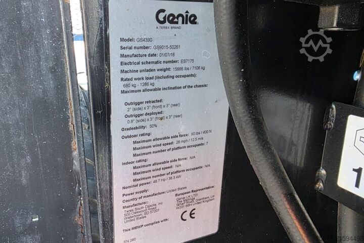 Scherenhebebühne Genie GS4390 Diesel, 4x4 Drive, 15m Working Height, 680k