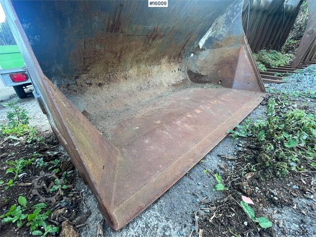 Bucket  Hjullasterskuffe m/ liten BM feste