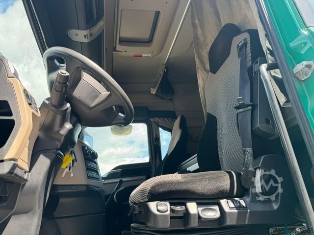 Standard tractor unit MAN 18.420 LL