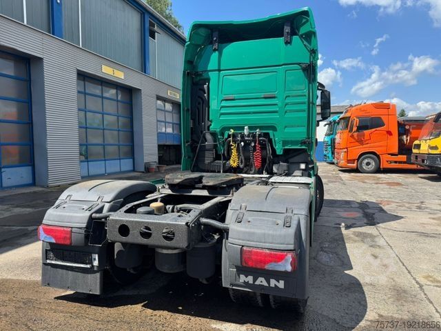 Standard tractor unit MAN 18.420 LL