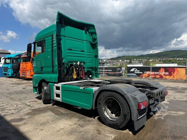 Standard tractor unit MAN 18.420 LL
