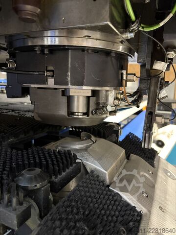 Stanz-Nibbelmaschine TRUMPF TruPunch 3000