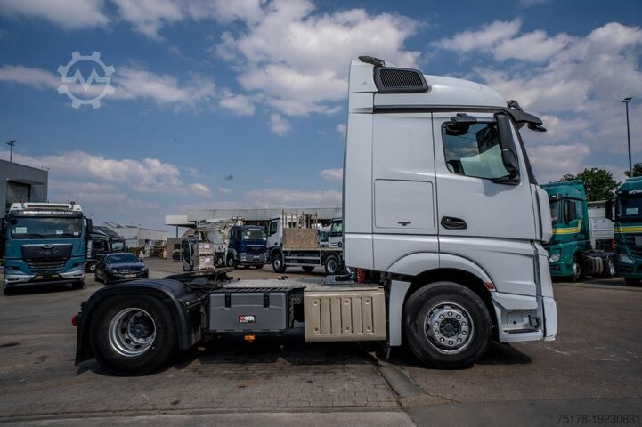 Standard tractor Mercedes-Benz ACTROS 1845 LS