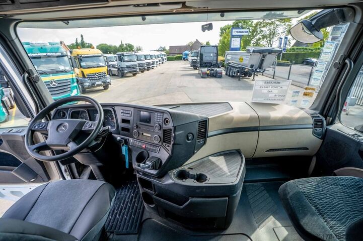 Standard tractor Mercedes-Benz ACTROS 1845 LS