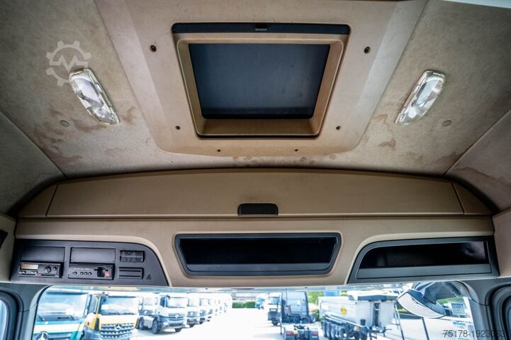 Standard tractor Mercedes-Benz ACTROS 1845 LS