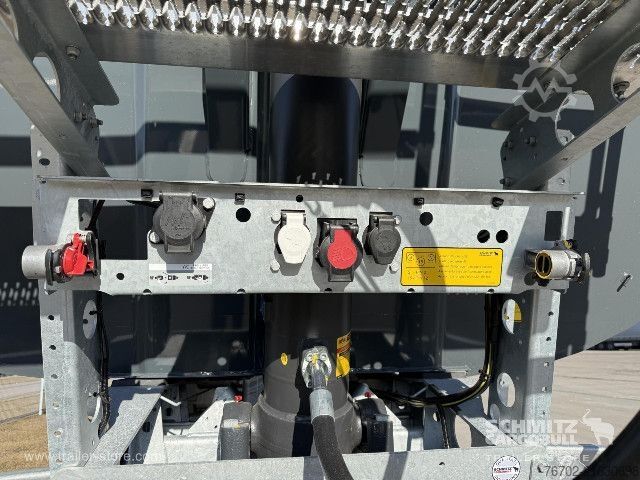 Kipper Auflieger Schmitz Cargobull Tipper Steel half pipe body 24m³