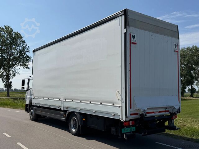 Plane Mercedes-Benz Atego ATEGO 1323L