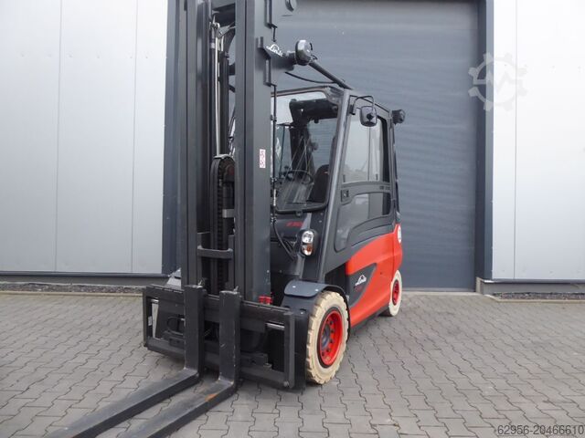 Electric 4-wheel forklift Linde E50HL-01/600