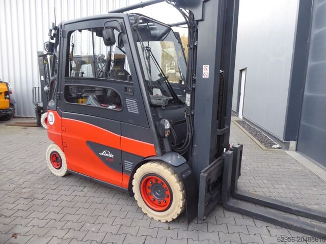 Electric 4-wheel forklift Linde E50HL-01/600