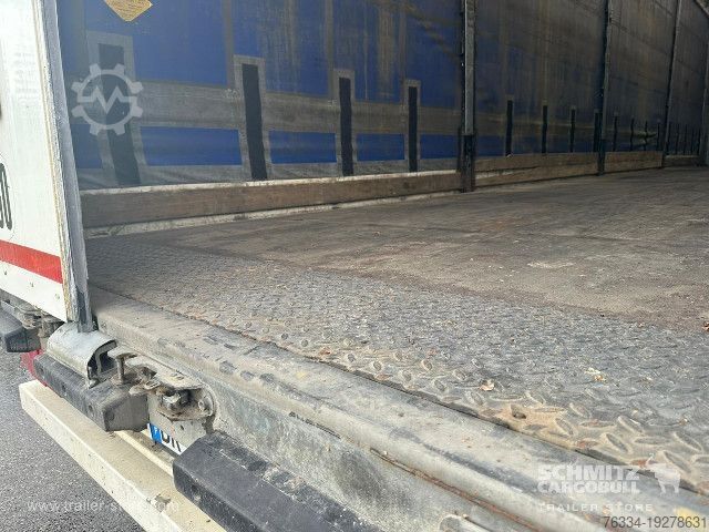 Open semitrailer with tarp Schmitz Cargobull Semitrailer Curtainsider Mega