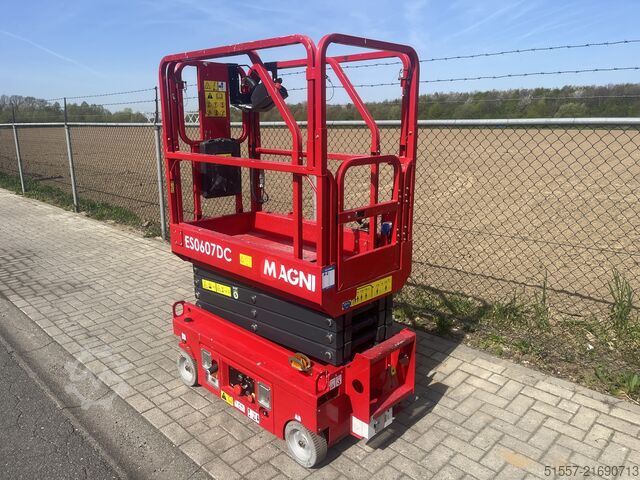 Scissor lift MAGNI ES0607DC | 2023