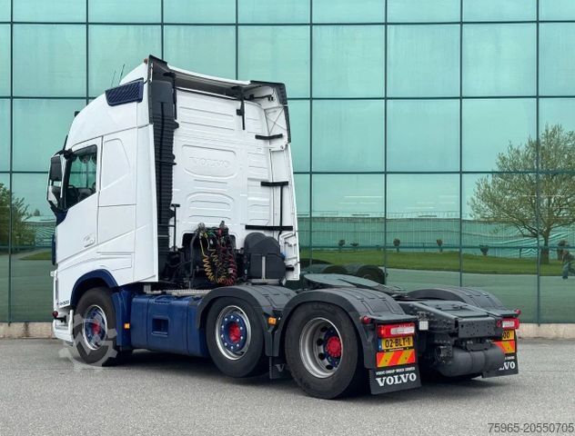 Standard tractor unit VOLVO FH GLOBETROTTER 6X2 701.000 KM SUPER CONDITION N