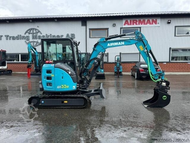 Mini excavator Airman AX 33 U
