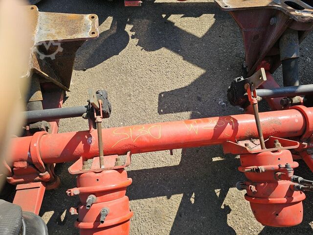 Achse SMB TRAILER AXLE SINGLE TIRES DRUM.