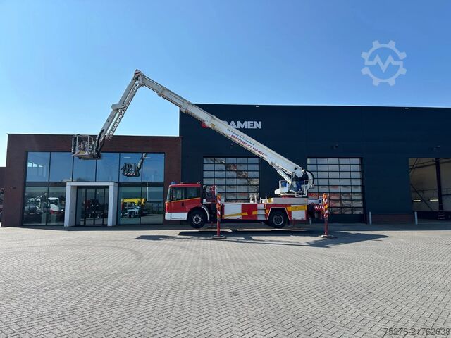 Hebebühne Mercedes-Benz Econic 1823 Bronto Skylift F32 MDT 2000