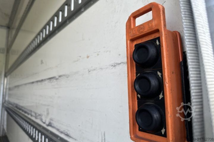 Sonderausbau-Transporter Mercedes-Benz 316 CDI HB Motor Neu / Swiss-Vehicle