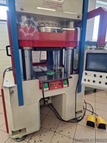 Hydraulische NC-Presse ENERGO GTVS400NC