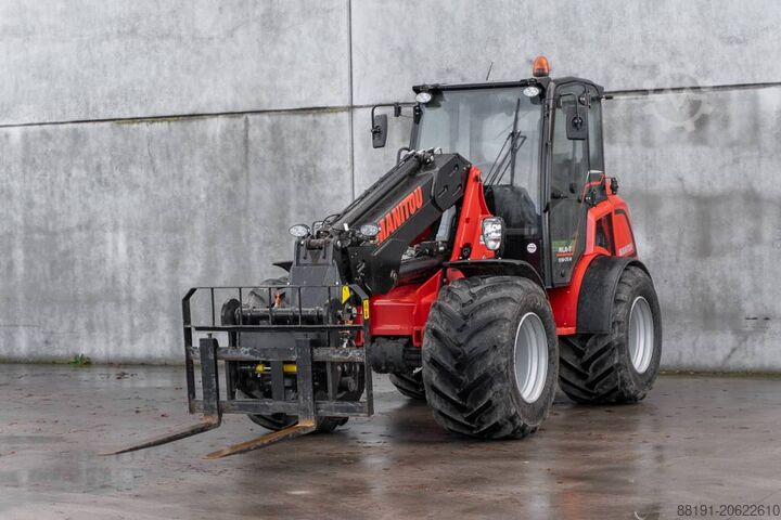 Wheel loader Manitou MLA T 516
