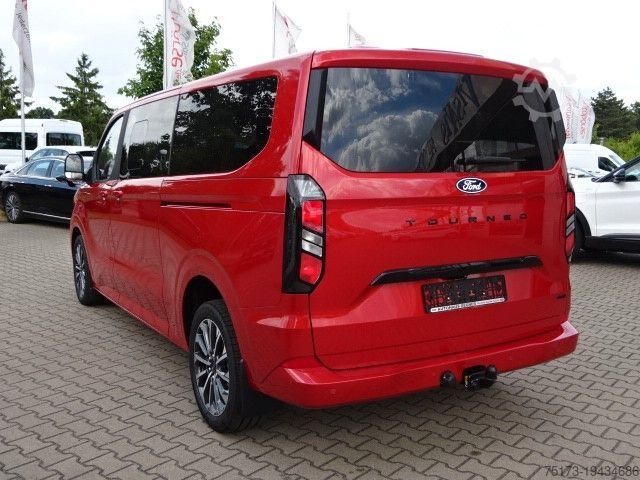 Kleinbus FORD Tourneo Custom 320L2 Titanium 4x4 AT AHK Stndhz