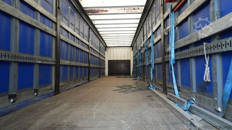 Schiebeplanen Krone 3 axle curtainside trailer