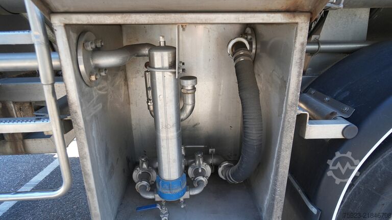 Lebensmitteltanker Van Hool 3 axle food tank trailer 33.300ltr