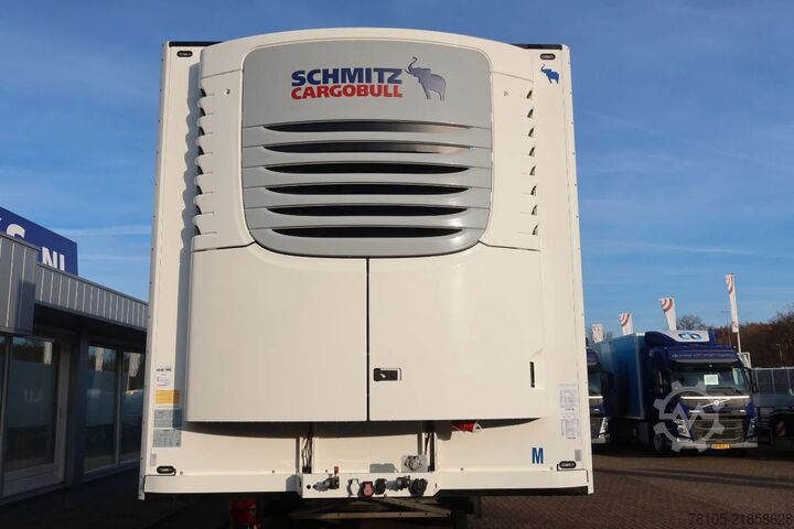 Refrigerated/freezer transport Schmitz Cargobull City Trailer + Stuur AS
