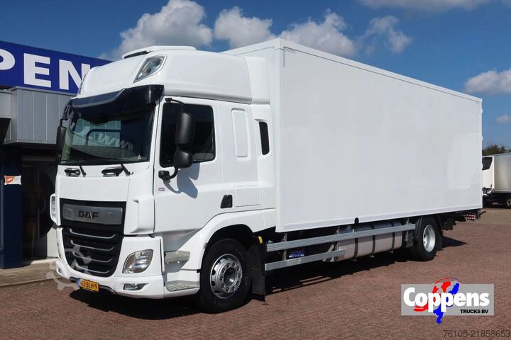 Box body DAF CF 410 Bak+Klep Dhollandia 2.000 kg Slaapcabine
