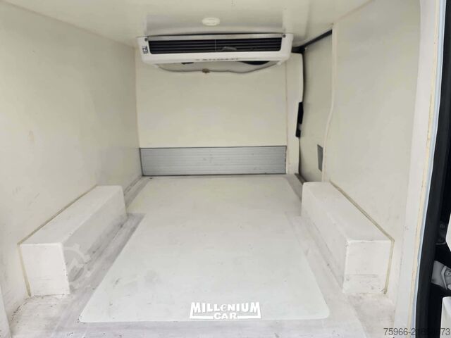 Refrigerator body van Opel OPEL VIVARO 2019 FRIGORIFERO ❄️KM 157000