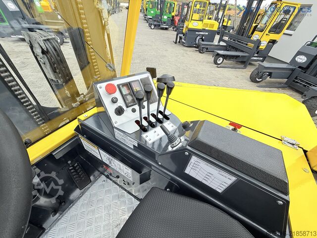 4-way forklift Combilift CB4000 TRIPLEX 5200 FREE-LIFT POSITIONER