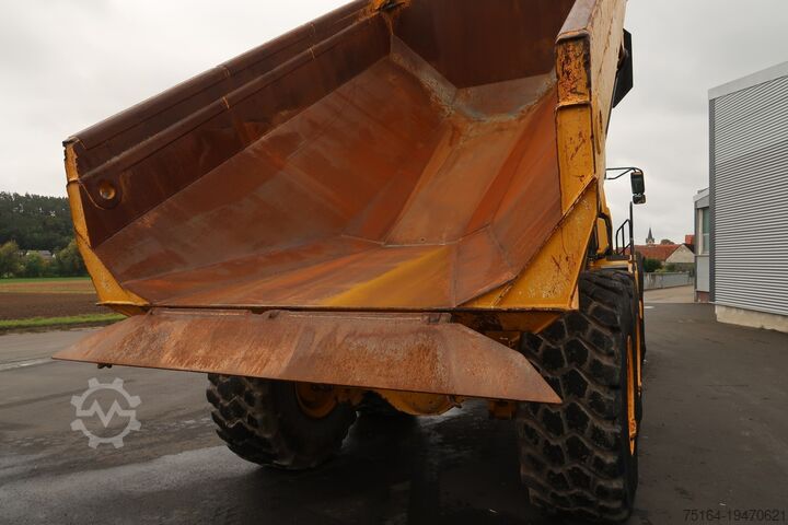 Articulated dumper Bell B 30 E