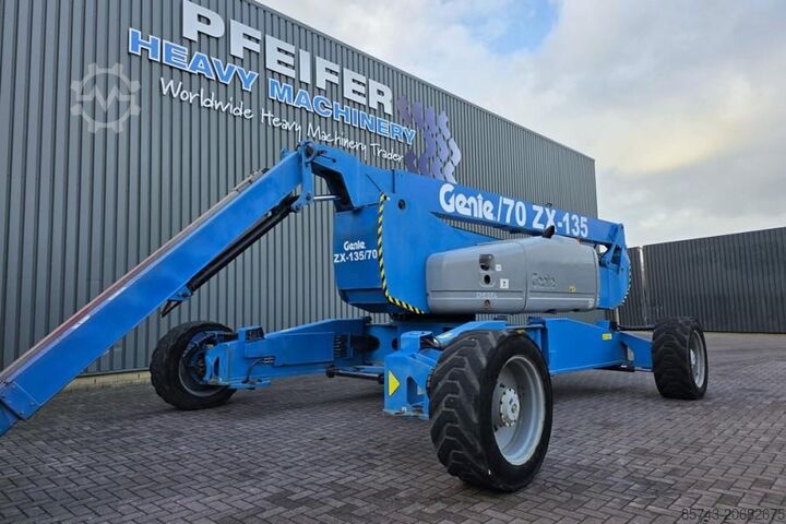 Gelenkteleskoparbeitsbühne Genie ZX135/70 Diesel, 4x4x4 Drive, 43m Lifting Height,