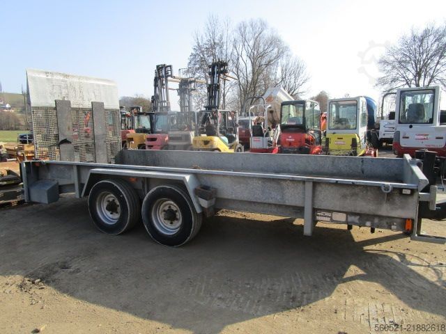 Heavy-duty Trailers Müller Tandemanhänger mit 8 Ton. NL mit Rampe