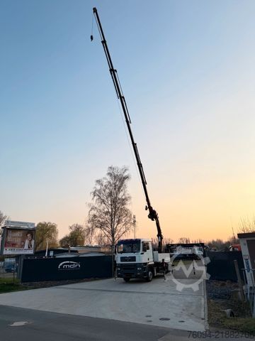 Flatbed truck MAN TGA 18.350 4x2 Pritsche KRAN 26m FUNK Seilwinde