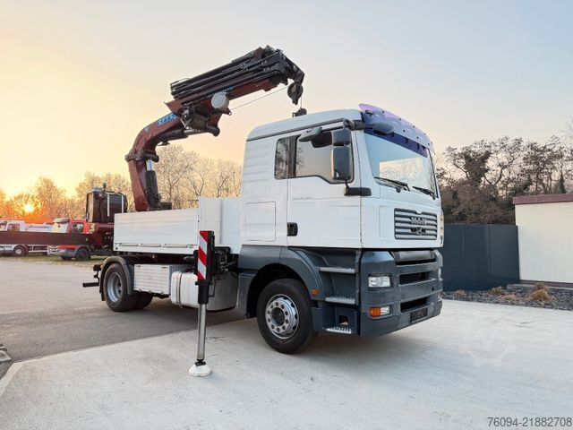 Flatbed truck MAN TGA 18.350 4x2 Pritsche KRAN 26m FUNK Seilwinde