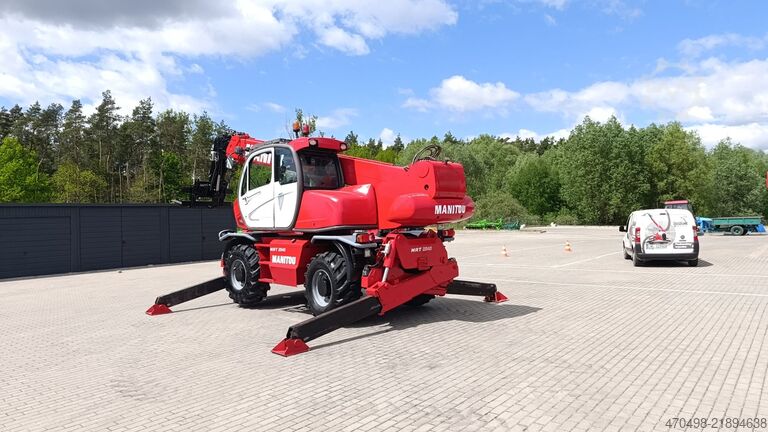 Rotating telehandler Manitou MRT 25.40+