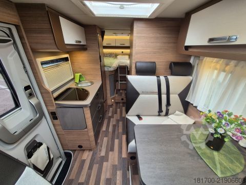 Semi-integrated camper Weinsberg CaraCompact 600 MEG EDITION [PEPPER] *TraumMobil*opt. Autark-e*