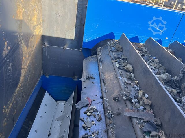 Metal Feeder SPR Alimentador Metálico