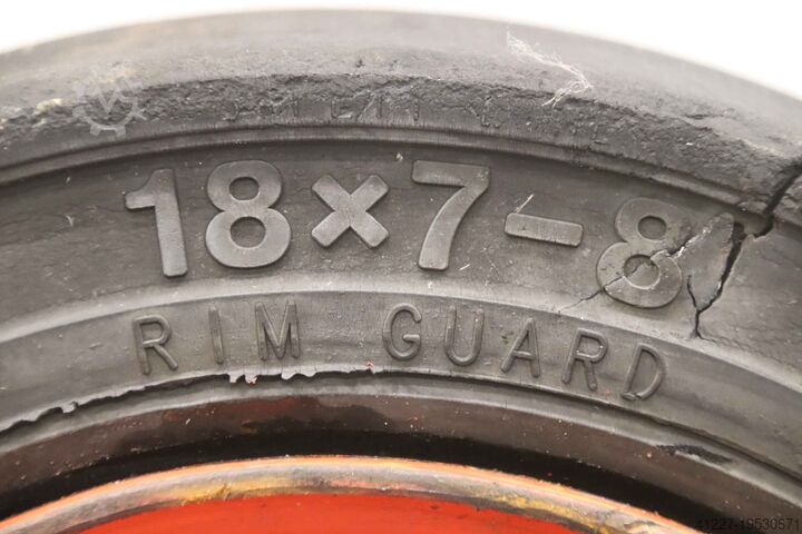 Solid rubber tires 2 pieces Solideal Magnum 18x7-8