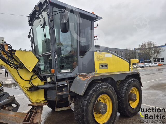 Grader HBM-Nobas SHM 5 NB