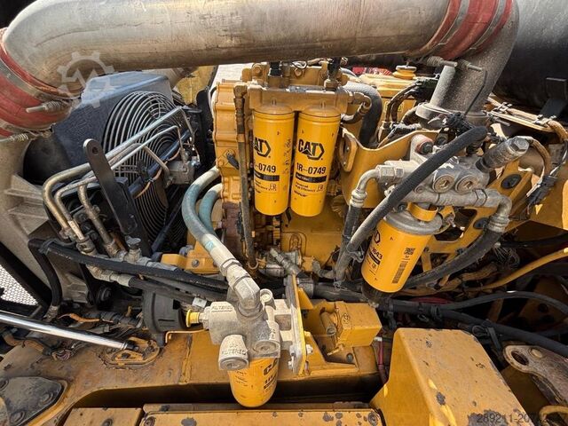 Muldenfahrzeug Caterpillar 745 C