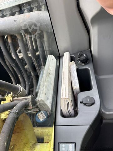 Radbagger Caterpillar M 320 F