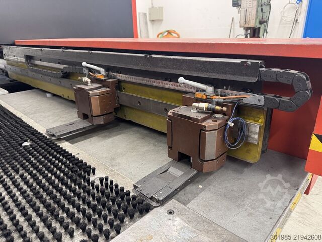 Punching and bending machine Amada EUROPE 258
